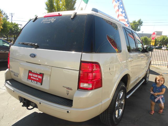 Ford Explorer 2005 photo 4
