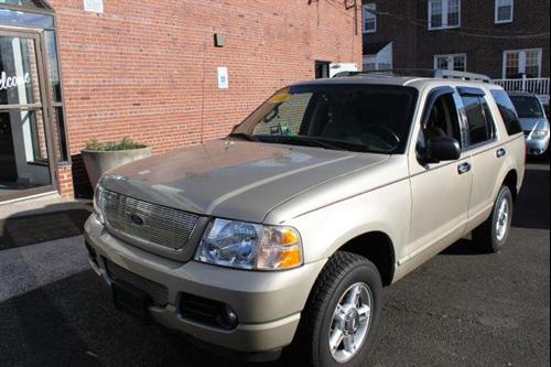 Ford Explorer Custom Deluxe Other