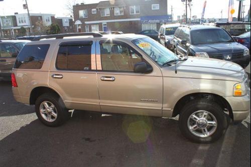 Ford Explorer 2005 photo 3