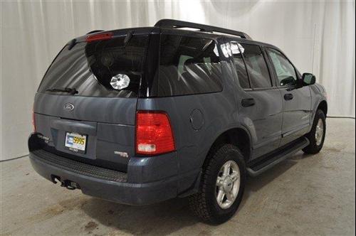 Ford Explorer 2005 photo 3