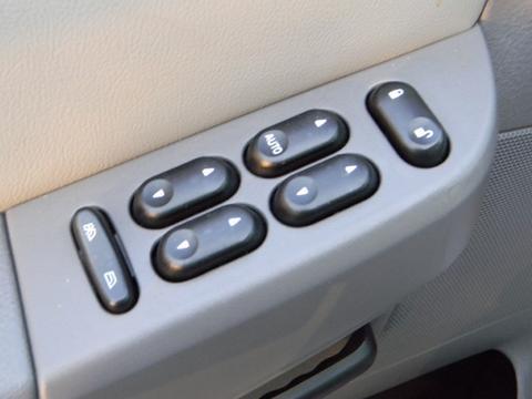 Ford Explorer 2005 photo 1