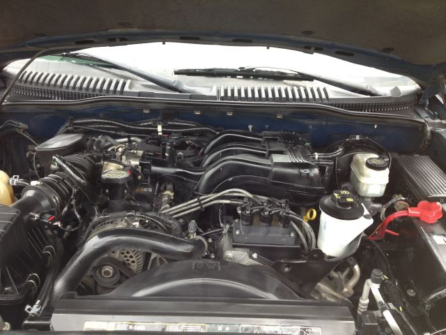Ford Explorer 2005 photo 3