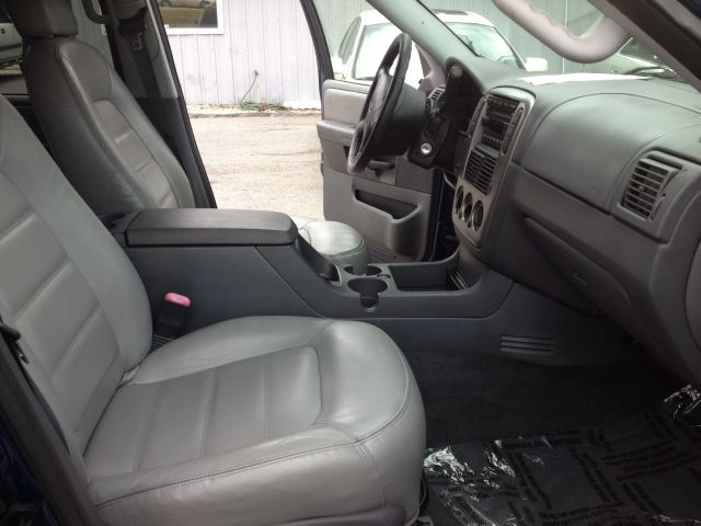 Ford Explorer 2005 photo 6