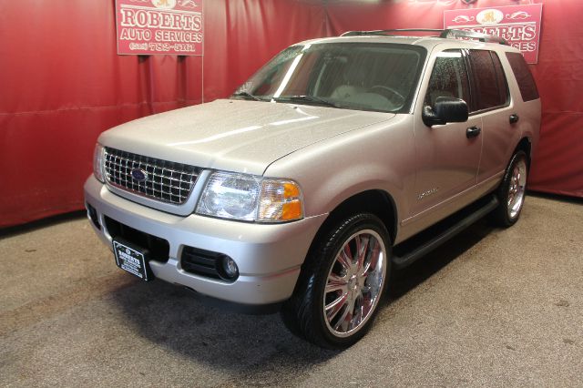 Ford Explorer 2005 photo 4