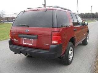 Ford Explorer 2005 photo 1