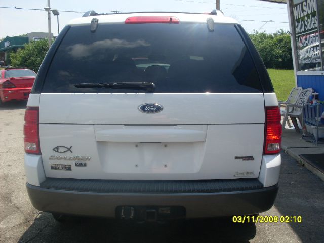 Ford Explorer 2005 photo 3