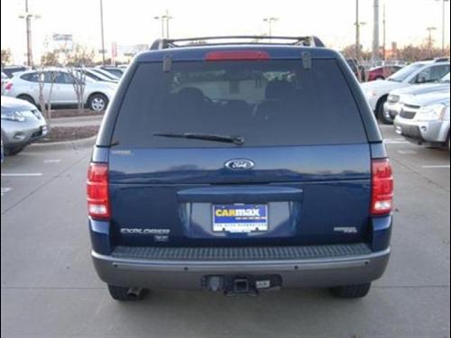 Ford Explorer 2005 photo 1