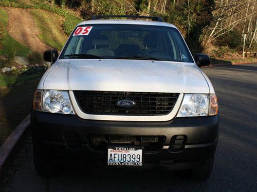 Ford Explorer 2005 photo 2