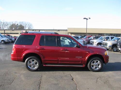 Ford Explorer 2005 photo 1