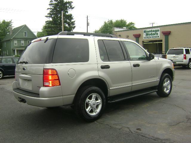 Ford Explorer 2005 photo 3