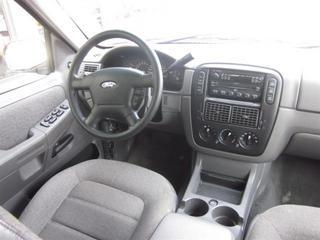 Ford Explorer 2005 photo 1
