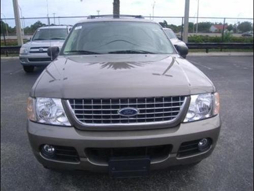 Ford Explorer 2005 photo 1