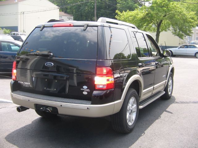 Ford Explorer 2005 photo 9