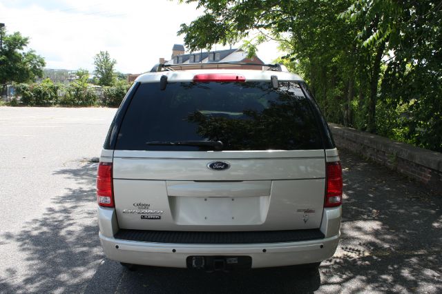 Ford Explorer 2dr LWB SUV