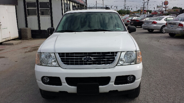 Ford Explorer 2005 photo 2