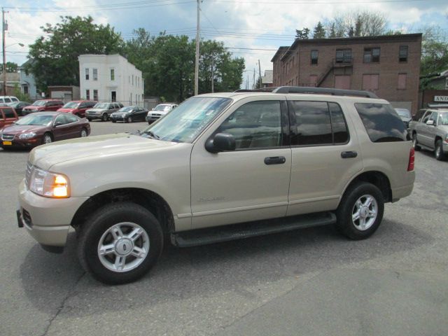 Ford Explorer 2005 photo 4