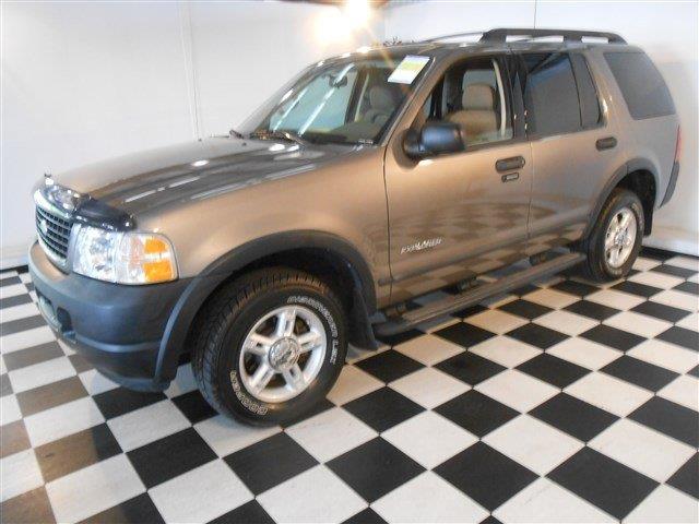 Ford Explorer 2005 photo 2