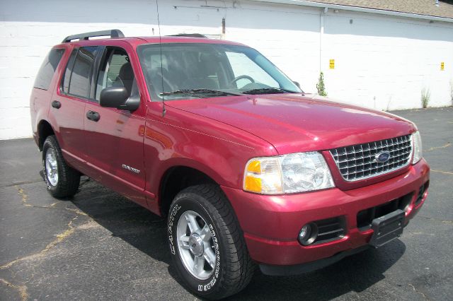 Ford Explorer 2005 photo 1
