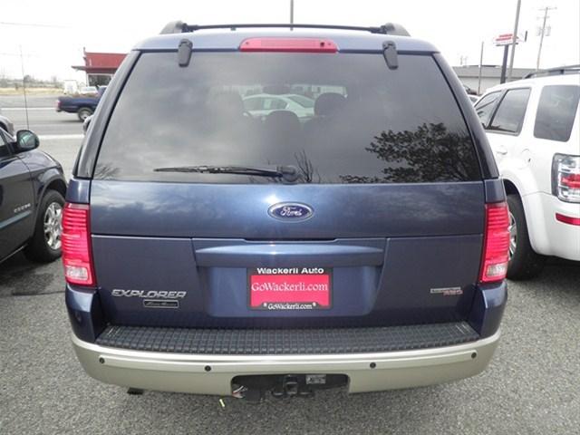 Ford Explorer 2005 photo 2
