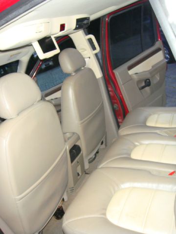 Ford Explorer 2005 photo 2