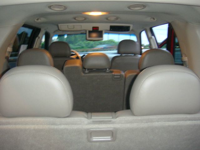 Ford Explorer 2005 photo 9