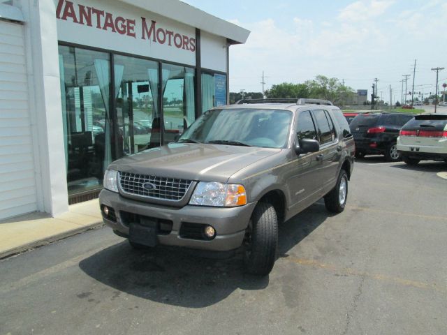 Ford Explorer 2005 photo 3