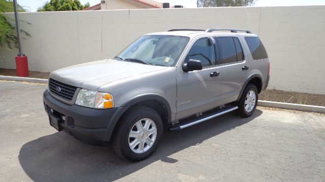 Ford Explorer 2005 photo 1