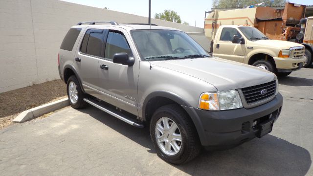 Ford Explorer 2005 photo 3