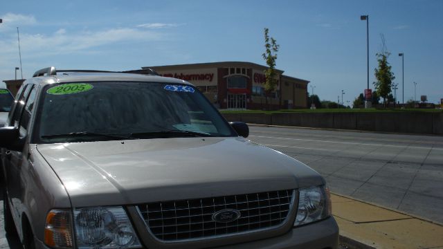 Ford Explorer GXL SUV