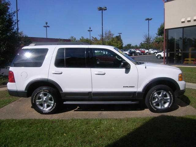 Ford Explorer 2005 photo 1