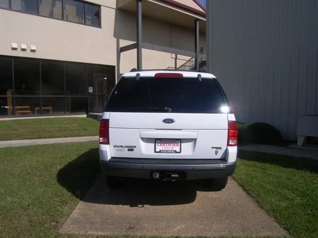 Ford Explorer 2005 photo 5