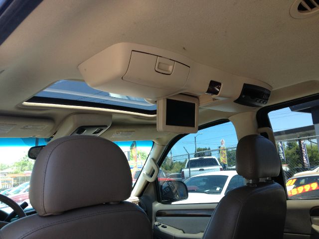 Ford Explorer 2005 photo 1