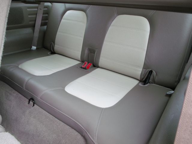 Ford Explorer 2005 photo 19