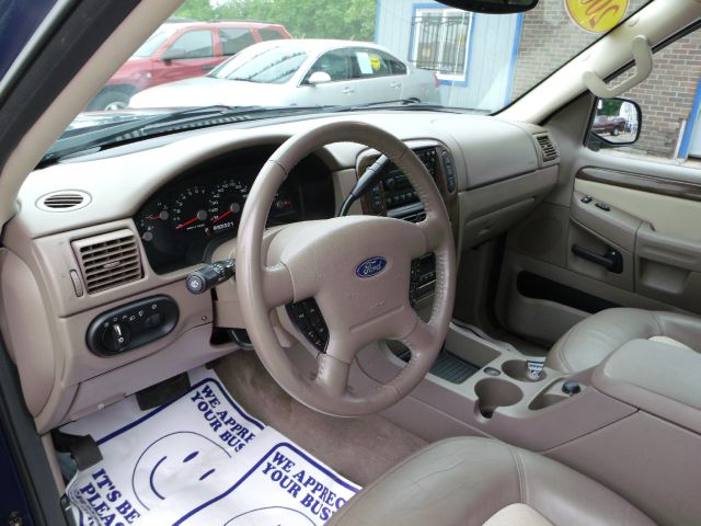 Ford Explorer 2005 photo 9