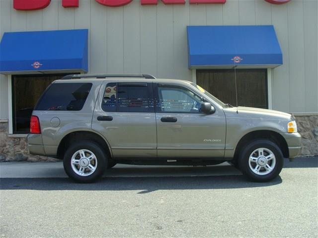 Ford Explorer CREW CAB XLT DRW SUV