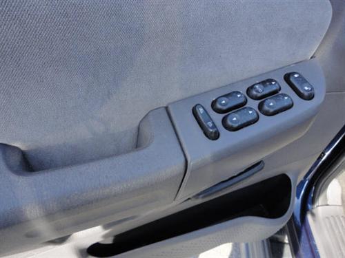 Ford Explorer 2005 photo 3