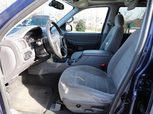 Ford Explorer 2005 photo 4
