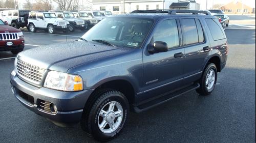 Ford Explorer 2005 photo 2