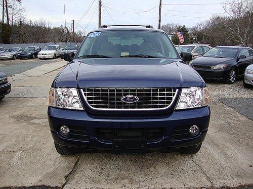 Ford Explorer 2005 photo 1
