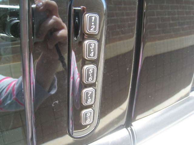 Ford Explorer 2006 photo 14