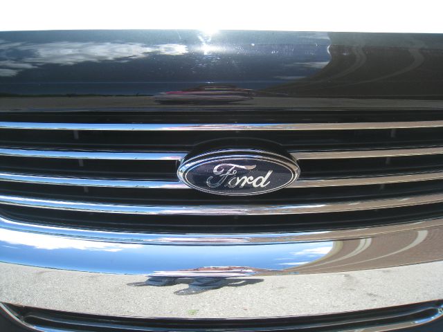 Ford Explorer 2006 photo 20