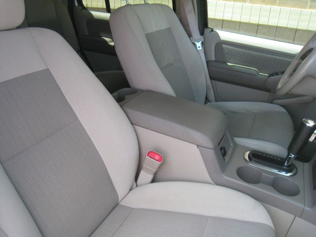 Ford Explorer 2006 photo 38