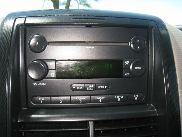 Ford Explorer 2006 photo 45