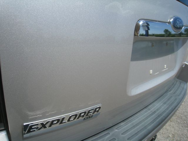 Ford Explorer 2006 photo 6