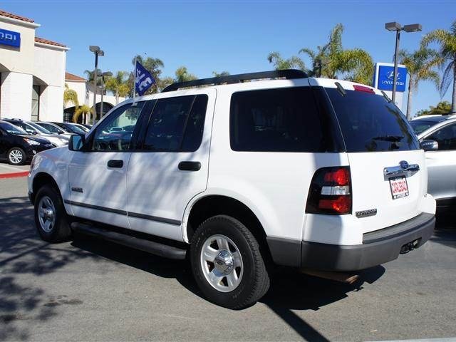 Ford Explorer 2006 photo 1