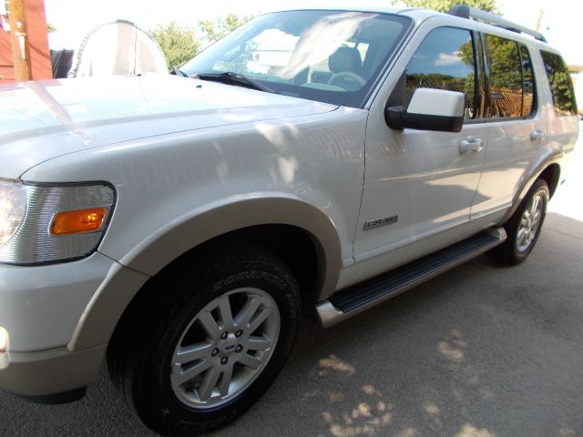 Ford Explorer 2006 photo 3