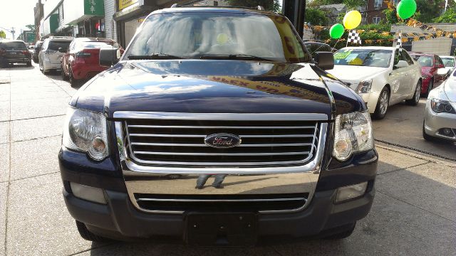 Ford Explorer LTZ CREW 25 SUV