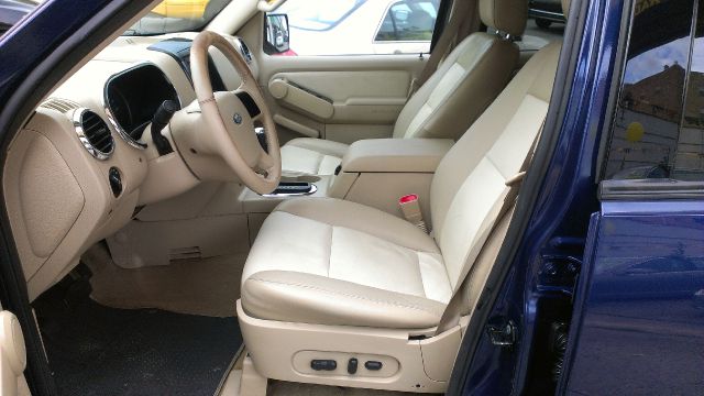 Ford Explorer 2006 photo 1