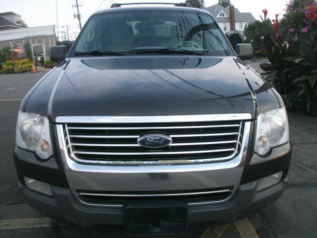Ford Explorer 2006 photo 3