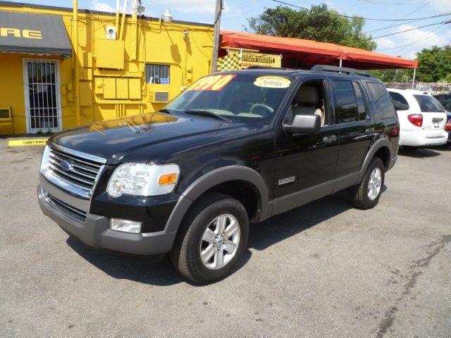 Ford Explorer 2006 photo 2